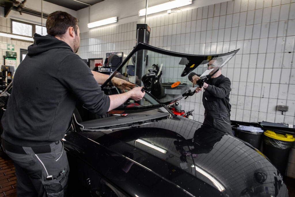 Autoglas-Service bei Cuxhaven: Steinschlagreparatur & Scheibenwechsel an der Wurster Nordseeküste